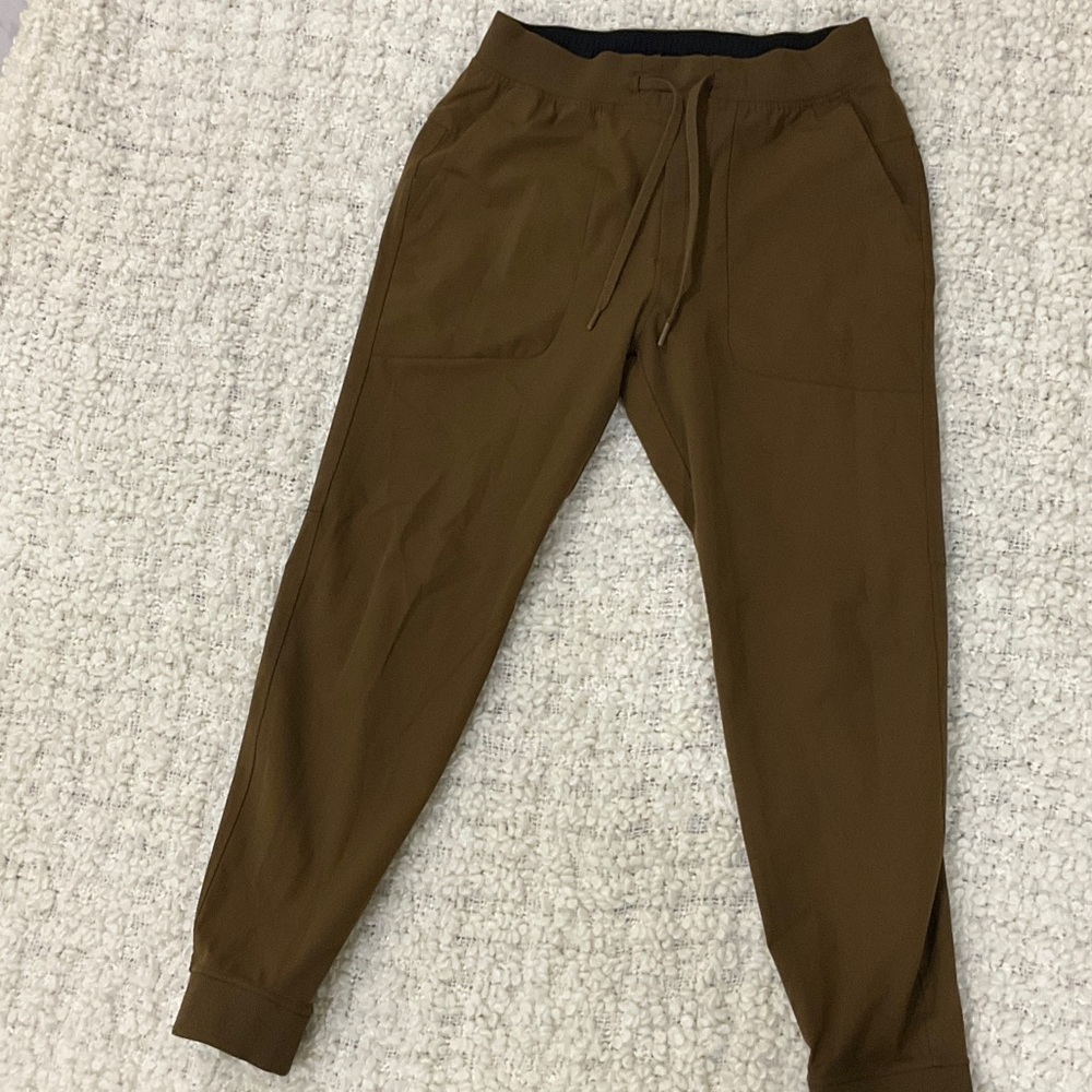 lululemon athletica Men's Tan Joggers